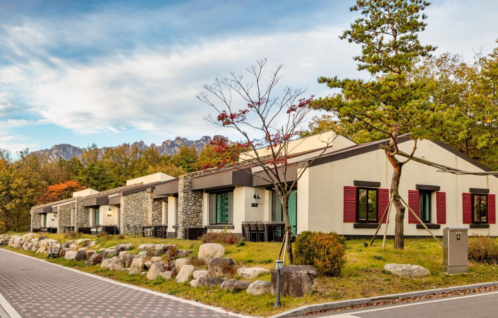 Kensington Resort Seorak Valley Sokčcho Exteriér fotografie